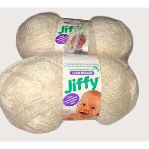 Lion Brand Jiffy Yarn Fisherman 2 Skeins 100% Acrylic 135 Yards Each Off-White V